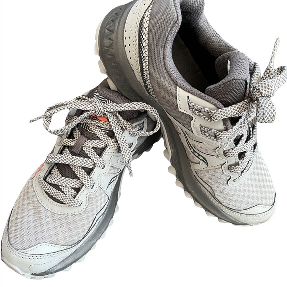 New without tags SAUCONY WOMEN'S EXCURSION TR14 GTX, size 6.5 - Picture 2 of 9